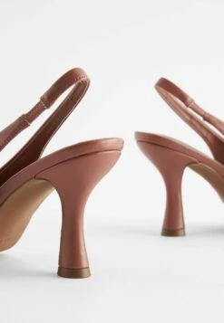 Next Forever Comfort Point Toe Court Standard - Klassieke Pumps - Nude Pink -Winkel Voor Damesmode 01636f1657b44913a1f945f4a0d57518