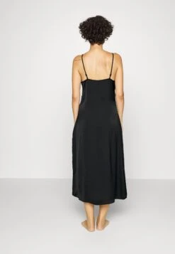 ONLY Onlghita Nightgown - Nachtjapon - Black -Winkel Voor Damesmode 019f50e127e84fbaa076b0ddb8d8a3e5