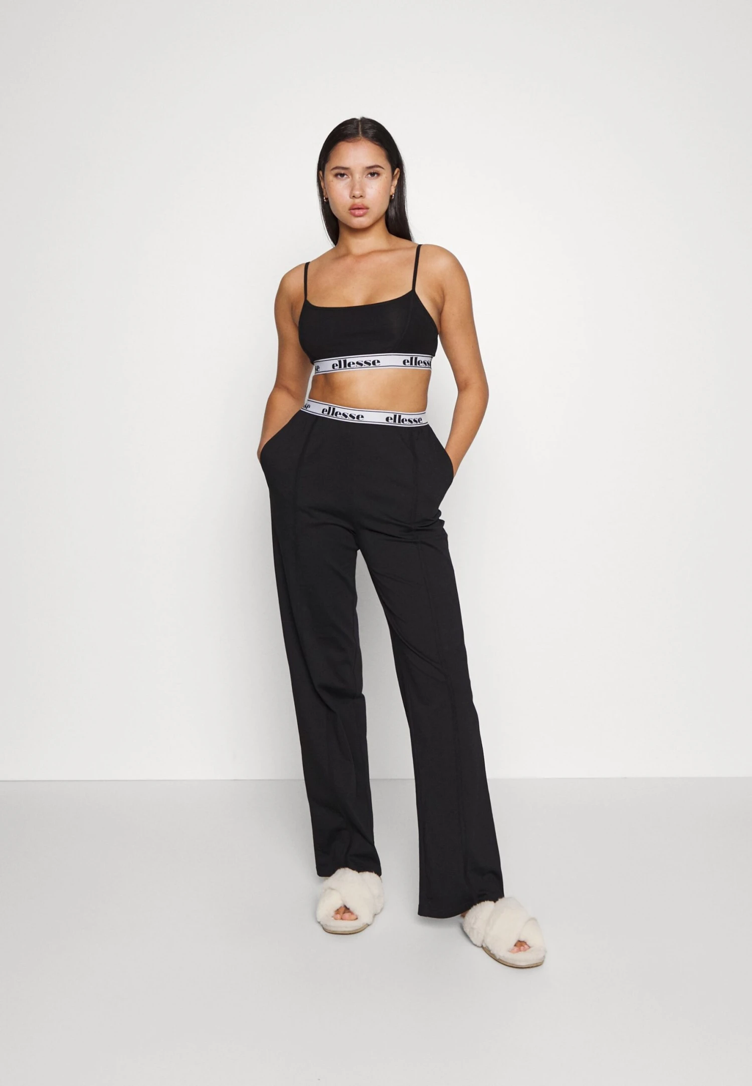 Ellesse Arosa Lounge Set - Pyjama - Black 4 Ellesse Arosa Lounge Set - Pyjama - Black - Afbeelding 2