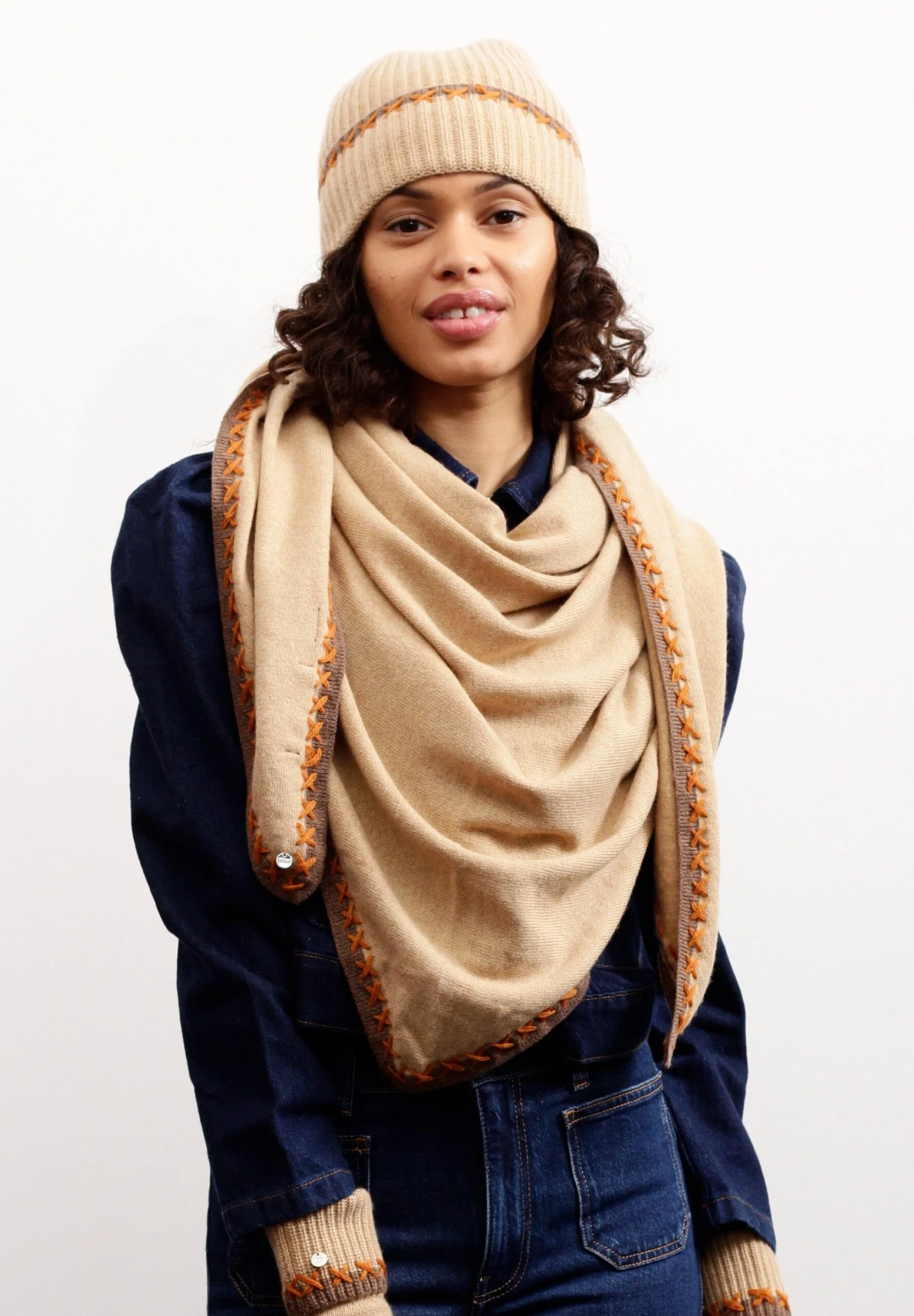 Codello Halsdoek - Camel 3 Codello Halsdoek - Camel