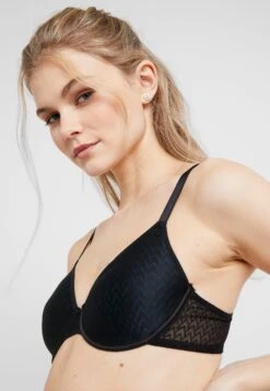 Passionata Manhattan Spacer - T-Shirt Bh - Schwarz 11 Passionata Manhattan Spacer - T-Shirt Bh - Schwarz -Winkel Voor Damesmode 0827a839b0f64370abd06083cf1a8bae