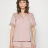 Anna Field Gift Box Pj Set - Pyjama - Pink 1 Anna Field Gift Box Pj Set - Pyjama - Pink -Winkel Voor Damesmode 0b778f7f8a154a9c88a5b95c6dc49cf6