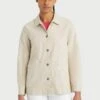 Dockers Regular Fit Chore - Lichte Jas - Beige -Winkel Voor Damesmode 0cc97f7a696e443b9cba43e1deeb47ef