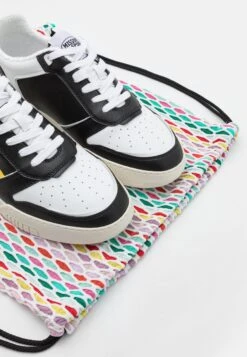 Shmibnl Unisex - Sneakers Laag - Black Pixel -Winkel Voor Damesmode 0de98926a42547f38ce7b876baf6d734