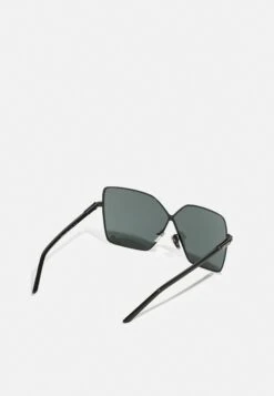 Prada Zonnebril - Dark Grey 7 Prada Zonnebril - Dark Grey -Winkel Voor Damesmode 0e469bd4de404b78bad23846490a838f