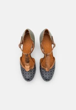 Chie Mihara Dafra - Plateaupumps - Lentils Navy/Dali Cobre/Shower Blue -Winkel Voor Damesmode 0f065bc62447493fa12a81c4f45fbd4f