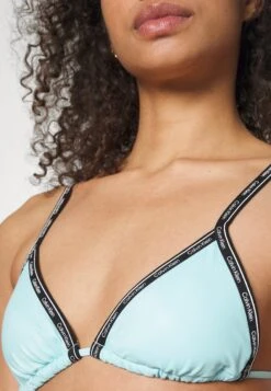 Triangle - Bikinitop - Blue Splendor -Winkel Voor Damesmode 1141e0fcb47449839cce9e73eb27d312