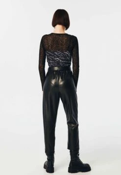 Twist Leather Look Belted - Broek - Black -Winkel Voor Damesmode 118d9556241943299a351406b994899d