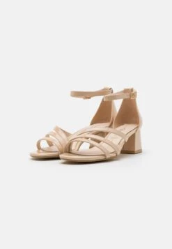 Buffalo Grace - Sandalen - Cream -Winkel Voor Damesmode 1713d3de5f6448069ce1e424a455e493