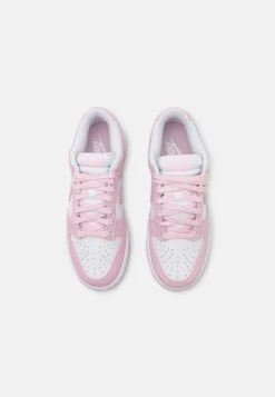 Nike Sportswear Dunk Low - Sneakers Laag - White/Pink Foam -Winkel Voor Damesmode 1a171558787941db94f3fe31cb04250b