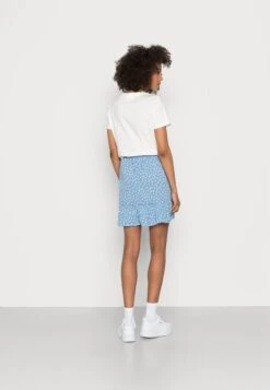 ONLY Onlolivia Wrap Skirt - Wikkelrok - Allure Fiona Ditsy -Winkel Voor Damesmode 1be3c0e6fd0c4d649f58765dda5d0d46