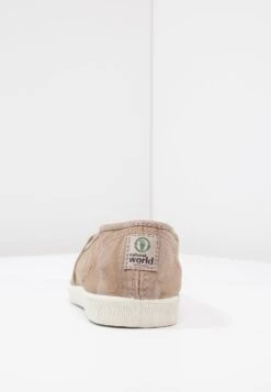 NATURAL WORLD Instappers - Beige 13 NATURAL WORLD Instappers - Beige -Winkel Voor Damesmode 1c1dbc21bf71467484aa8c82109921e0