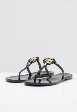 Tory Burch Mini Miller Flat Thong - Teenslippers - Perfect Black 13 Tory Burch Mini Miller Flat Thong - Teenslippers - Perfect Black -Winkel Voor Damesmode 1ca6846147a14f529dbbb98e6d415e36