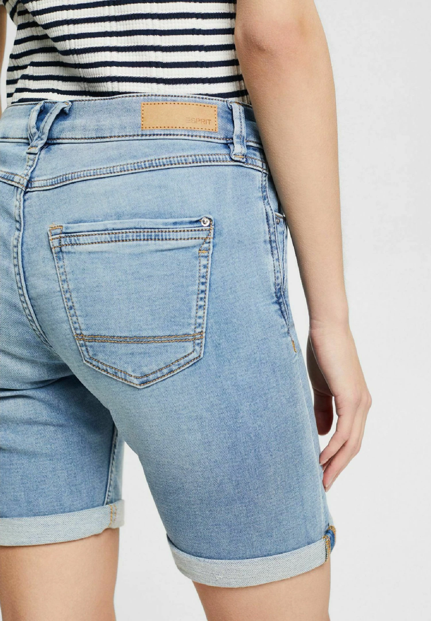 ESPRIT Jeansshort - Blue Light Wash 7 ESPRIT Jeansshort - Blue Light Wash - Afbeelding 5