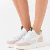 Steve Madden Pitty - Sneakers Laag - White/Pink -Winkel Voor Damesmode 1e42370491ea441d818a53ee145d1ecc