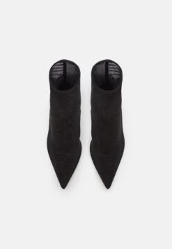 Razor Boot - Korte Laarzen - Black 11 Razor Boot - Korte Laarzen - Black -Winkel Voor Damesmode 1e8d0bcd829d41d58b180e05cee1810f