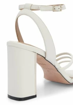 Boss Mandy Ch - Sandalen - Open White Two 17 Boss Mandy Ch - Sandalen - Open White Two -Winkel Voor Damesmode 222f6b8f595345bca6e942848c879a0f