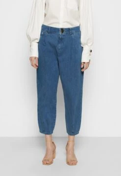 Mother Of Pearl Tucks At Hem - Jeans Tapered Fit - Stone Wash -Winkel Voor Damesmode 22c108b1f1da4c32b6d8ec046f0cb1bf