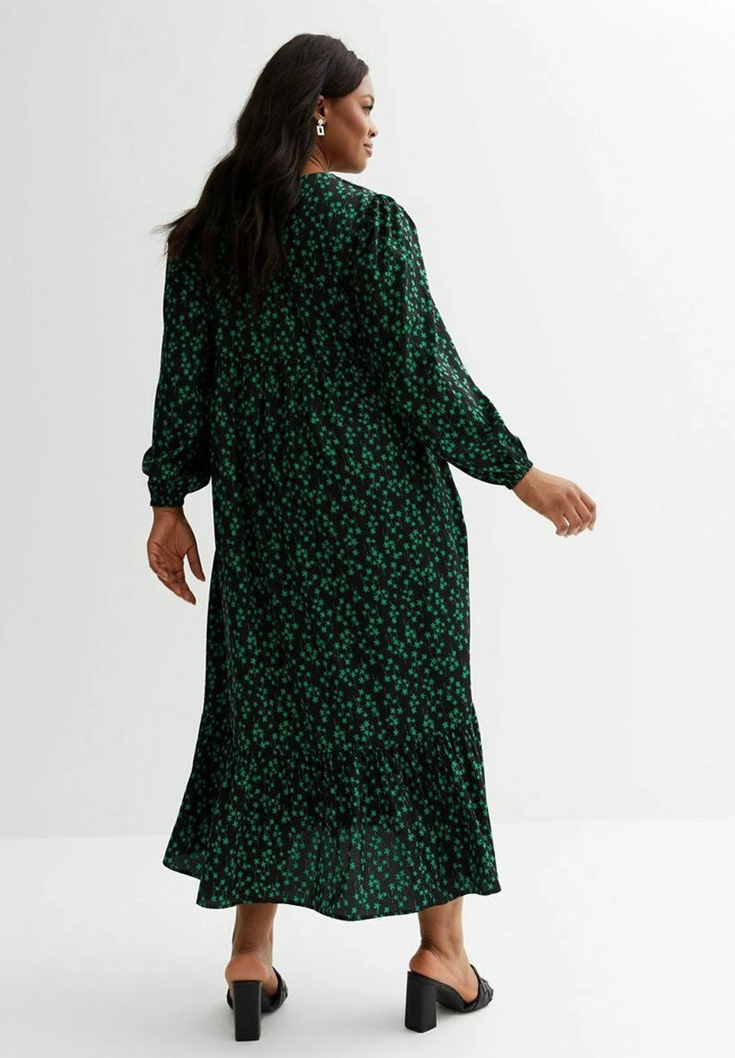 Curves Ditsy V Neck Long Sleeve Twist Front Midi- Jurk - Green Pattern 4 Curves Ditsy V Neck Long Sleeve Twist Front Midi- Jurk - Green Pattern - Afbeelding 2