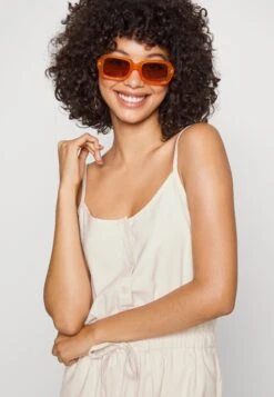 ONLY Onlmago Life Strap Playsuit - Jumpsuit - Moonbeam 12 ONLY Onlmago Life Strap Playsuit - Jumpsuit - Moonbeam -Winkel Voor Damesmode 2abb20ca2c0541d6970849c6eece3610