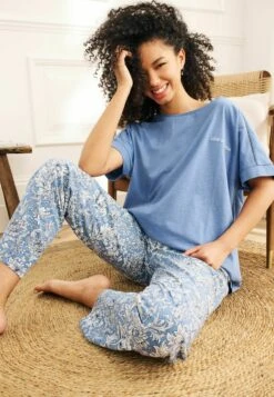 Next Set - Pyjama - Blue Floral 13 Next Set - Pyjama - Blue Floral -Winkel Voor Damesmode 2b7c0397911d49e8925a2cacb44f74f4