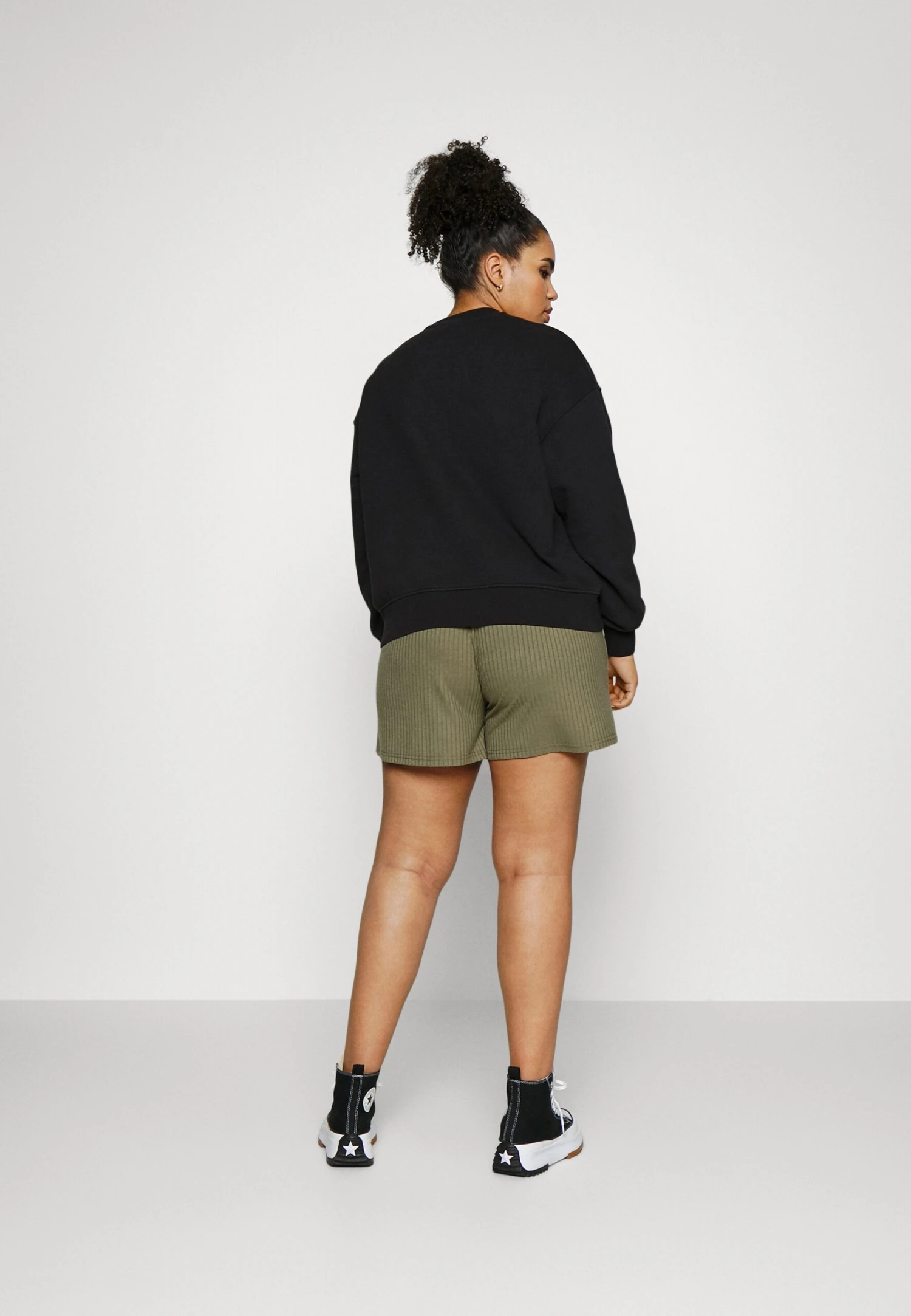 Pckylie Shorts - Shorts - Deep Lichen Green 5 Pckylie Shorts - Shorts - Deep Lichen Green - Afbeelding 3