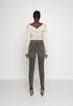 AGOLDE Merrel - Slim Fit Jeans - Gamble (Washed Grey) -Winkel Voor Damesmode 39156b4854314e3da5ed399bbc121fcf