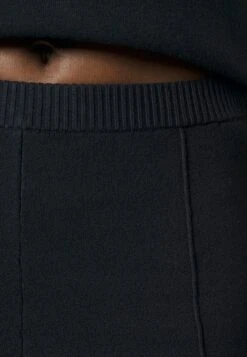 CLAUDIE PIERLOT Broek - Marine -Winkel Voor Damesmode 3befc934fc3f4258b6399bdb38506997