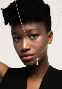 Lavani Jewels Colgante Inicial T - Hanger - Green