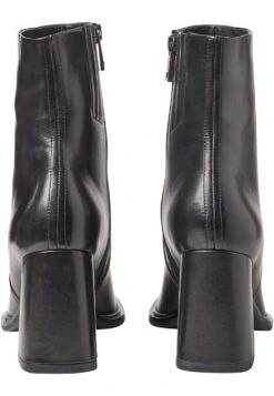 Korte Laarzen - Black 13 Korte Laarzen - Black -Winkel Voor Damesmode 3c8cdf7246fb42caa3d86022fad05c11