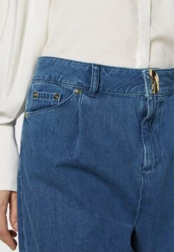 Mother Of Pearl Tucks At Hem - Jeans Tapered Fit - Stone Wash -Winkel Voor Damesmode 43ebf52164a64a40a6bd89a97dd2dfc7