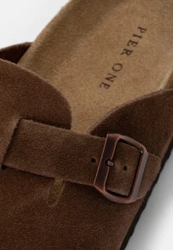 Pier One Leather Unisex - Pantoffels - Brown -Winkel Voor Damesmode 47364cdc1dcd4794860a5f6810594e6c