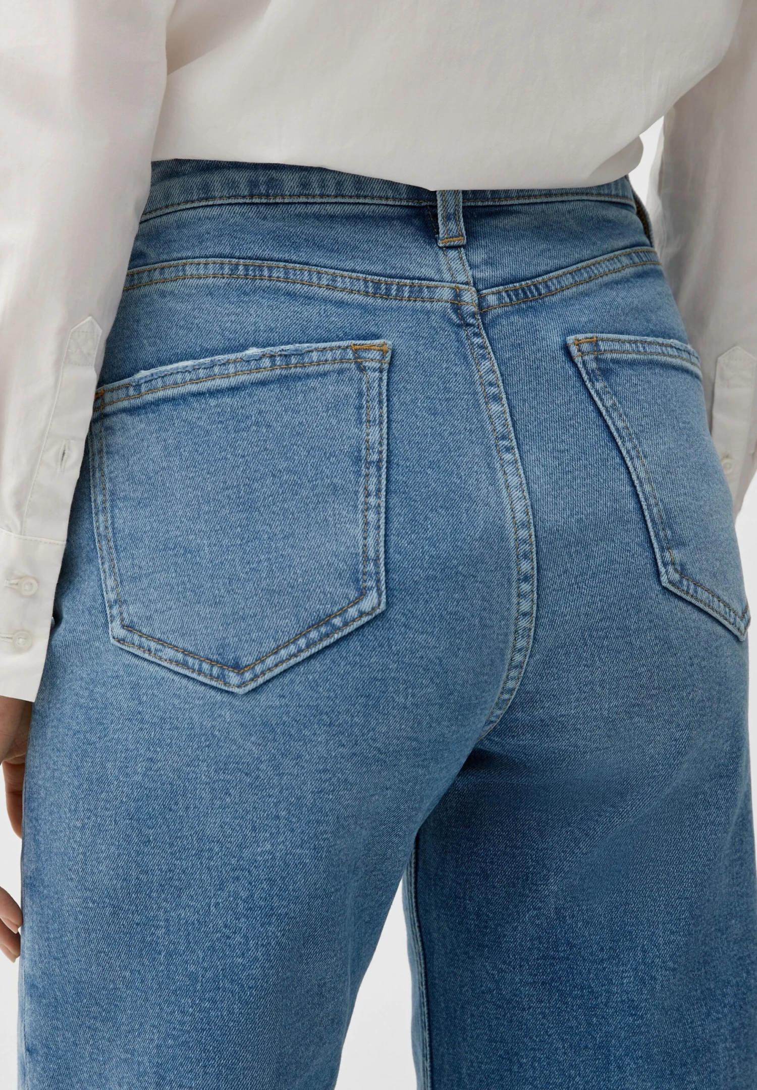 S.Oliver Met Gerafelde Zoom - Flared Jeans - Himmelblau 5 S.Oliver Met Gerafelde Zoom - Flared Jeans - Himmelblau - Afbeelding 3