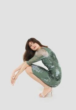 SWING Midi Aus Bedrucktem - Etui-Jurk - Light Green Multi 12 SWING Midi Aus Bedrucktem - Etui-Jurk - Light Green Multi -Winkel Voor Damesmode 584b2d9231a54c01bf059f3649b6c846