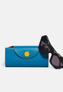 Marni Devil'S PoolUnisex - Zonnebril - Black -Winkel Voor Damesmode 5a99da45c1484470afac27272bda2487