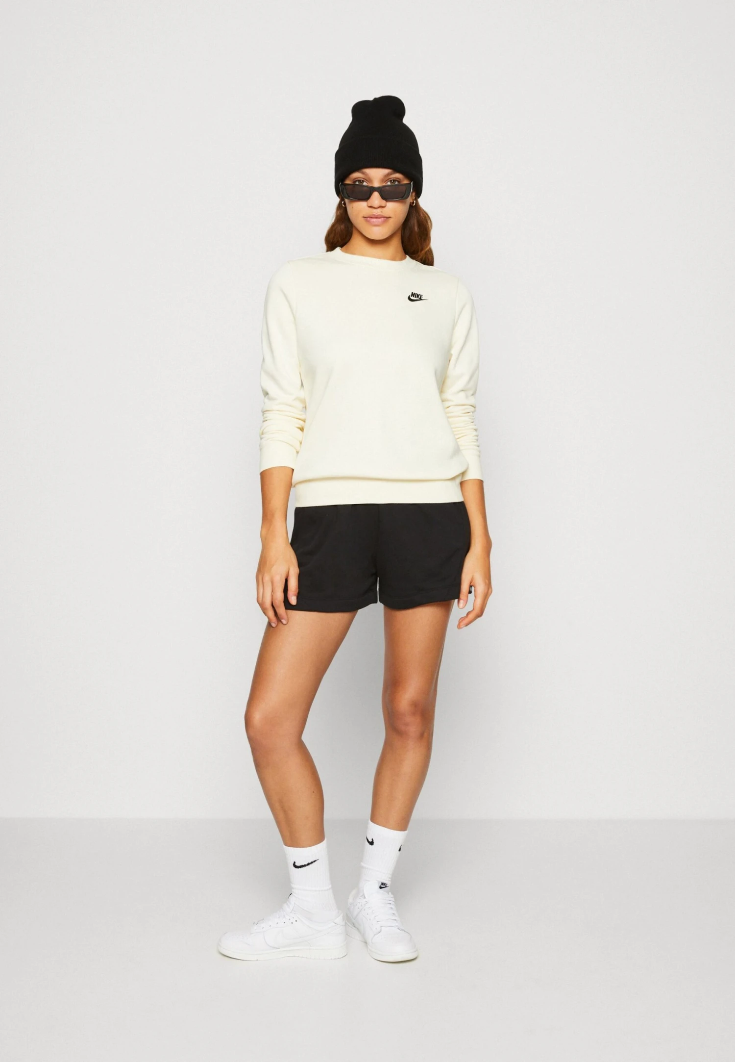 Nike Sportswear Club Crew - Sweater - Coconut Milk/Black 4 Nike Sportswear Club Crew - Sweater - Coconut Milk/Black - Afbeelding 2