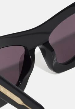Marni Devil'S PoolUnisex - Zonnebril - Black -Winkel Voor Damesmode 61337a838a814a03a05b7dc3e884c8af