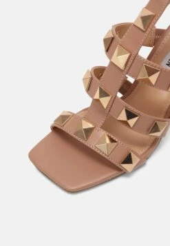 Steve Madden Capri - Sandalen - Nude -Winkel Voor Damesmode 651110374baa4a95834595cb115f1df3