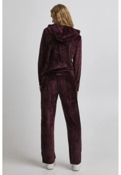 B.young Bystilla Set - Trainingspak - Winetasting -Winkel Voor Damesmode 66ae7553f4e242f097bacbe6b42db909