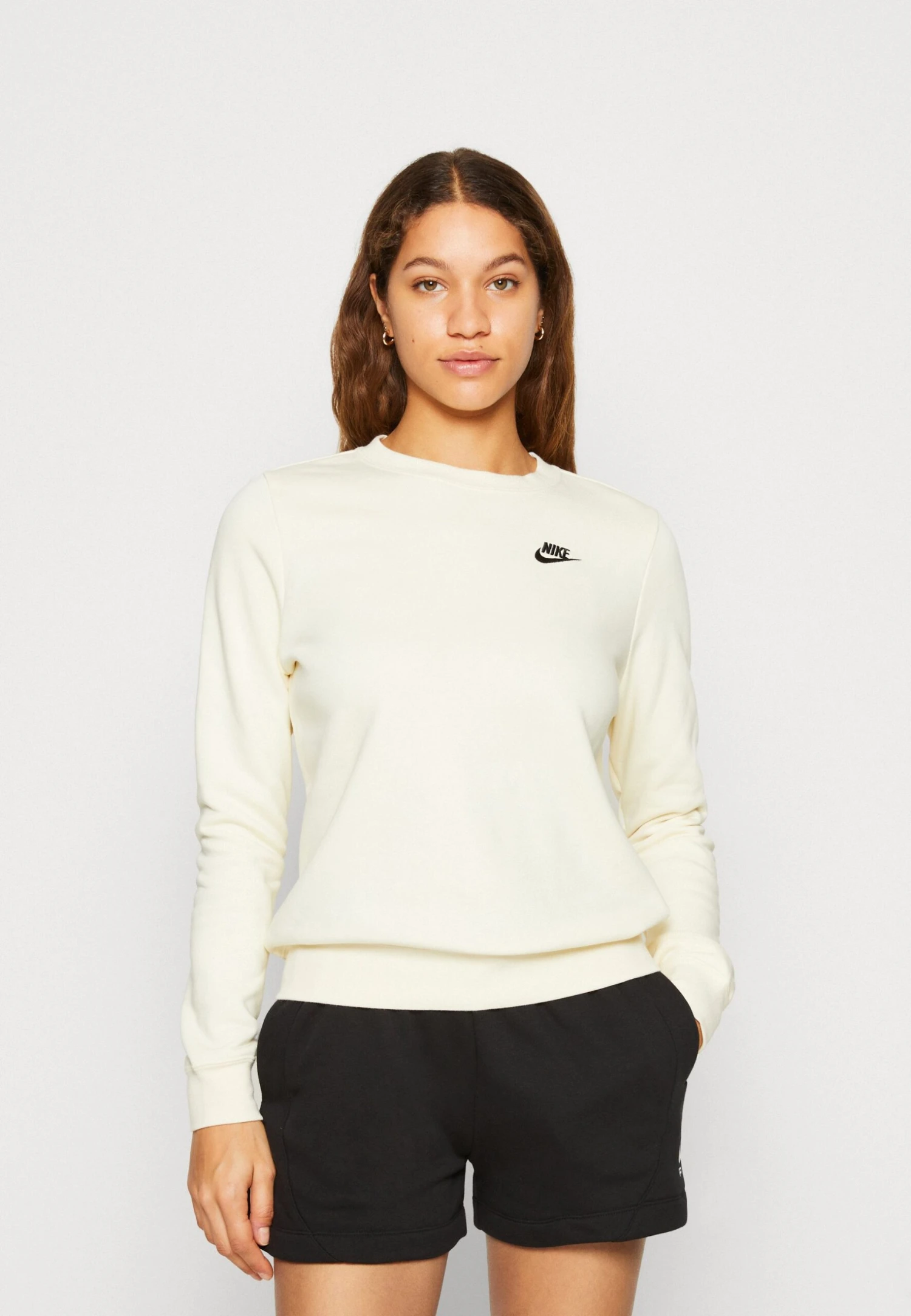 Nike Sportswear Club Crew - Sweater - Coconut Milk/Black 3 Nike Sportswear Club Crew - Sweater - Coconut Milk/Black