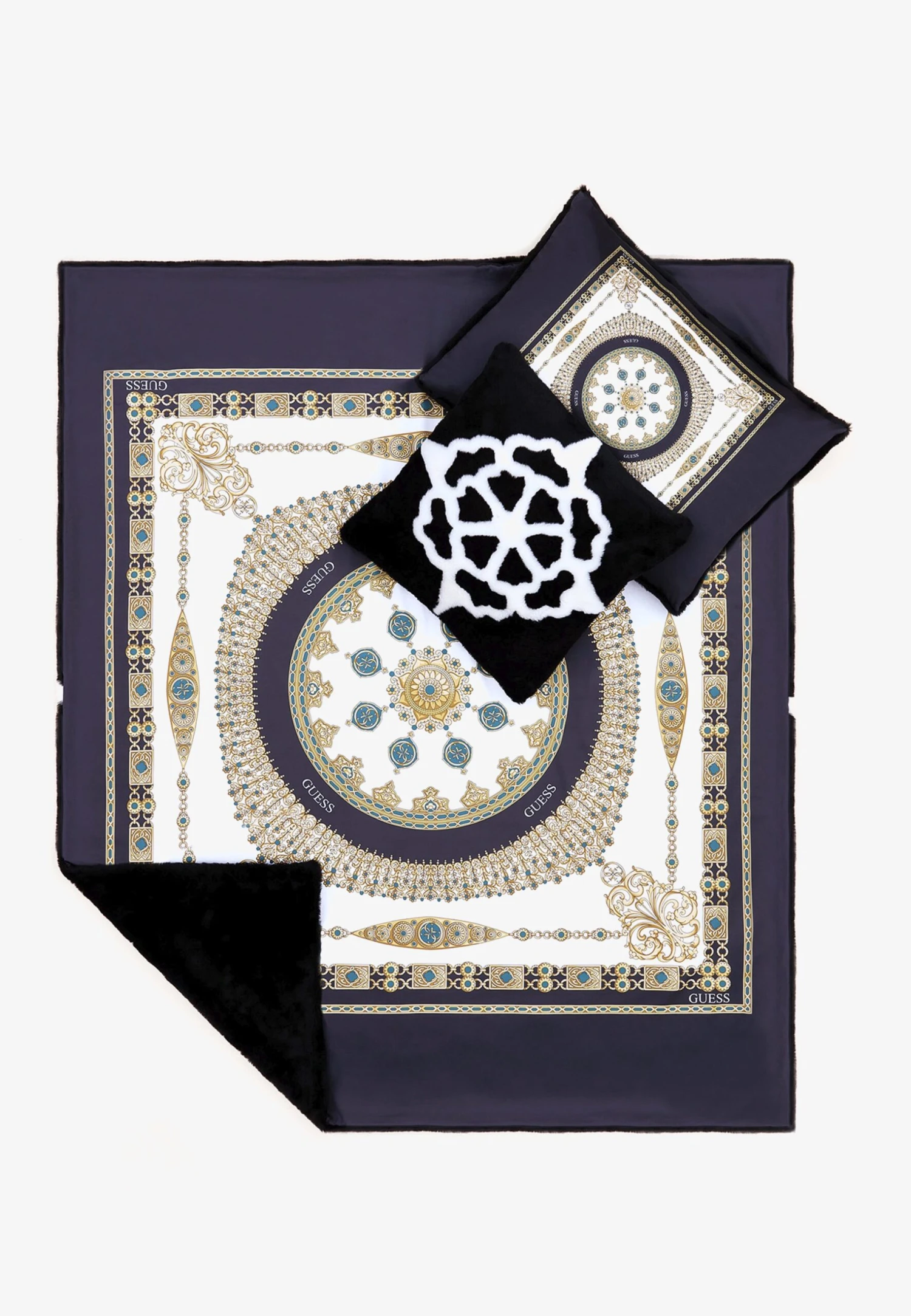 Guess Helma Regular Blanket - Overige Accessoires - Black 5 Guess Helma Regular Blanket - Overige Accessoires - Black - Afbeelding 3