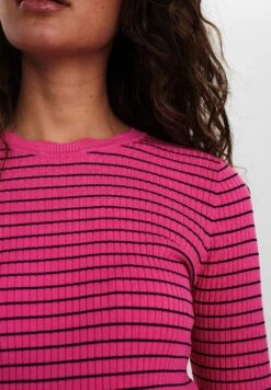 Nuankie- Trui - Strawberry Moon -Winkel Voor Damesmode 707c4fa42a56482d988324e7a9e59497