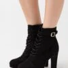 Veterboots - Black -Winkel Voor Damesmode 7250ec6a093a4a5db472f8c93081df8e