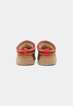 Ugg Tazz - Pantoffels - Chestnut -Winkel Voor Damesmode 725e2db6df094e579025c7c6df03031a