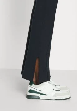 CLAUDIE PIERLOT Broek - Marine -Winkel Voor Damesmode 72cfaaaf25014d8eba8aa0cd7880feb4