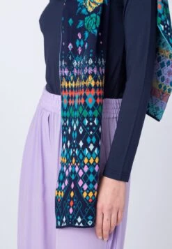 Sjaal - Marine 9 Sjaal - Marine -Winkel Voor Damesmode 742ee1e5859942d2a58982d929be3267