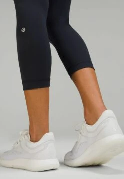 Lululemon Wunder Train Hr Crop 23 True - Legging - True Navy -Winkel Voor Damesmode 74ab9e19882449488b9f65f7806e670b