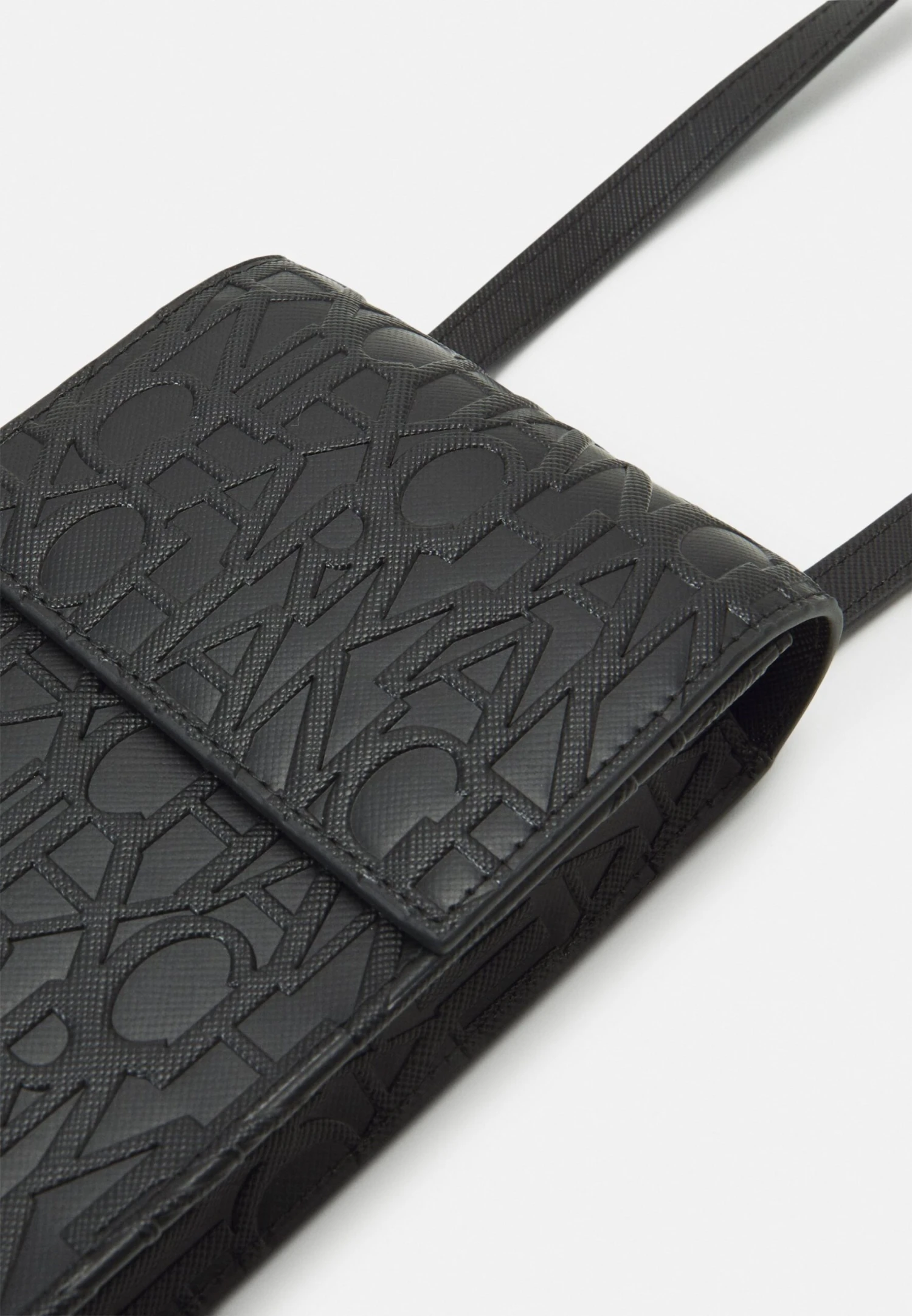 Armani Exchange Techcase Unisex - Telefoonhoesje - Black 6 Armani Exchange Techcase Unisex - Telefoonhoesje - Black - Afbeelding 4