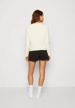 Nike Sportswear Club Crew - Sweater - Coconut Milk/Black 10 Nike Sportswear Club Crew - Sweater - Coconut Milk/Black -Winkel Voor Damesmode 7e146150758c4577b27fa07b5272506e