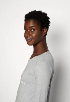 Gant Lock Up - Longsleeve - Grau -Winkel Voor Damesmode 7eac196a5bba4fb0880f8b59336364f0